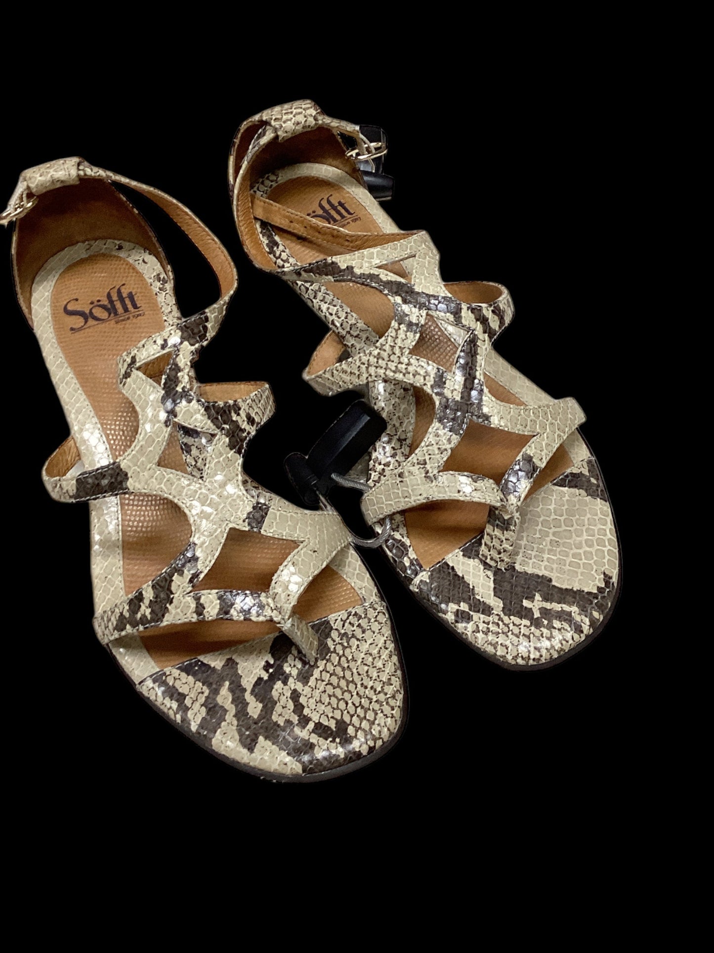 Sandals Flats By Sofft Size: 8