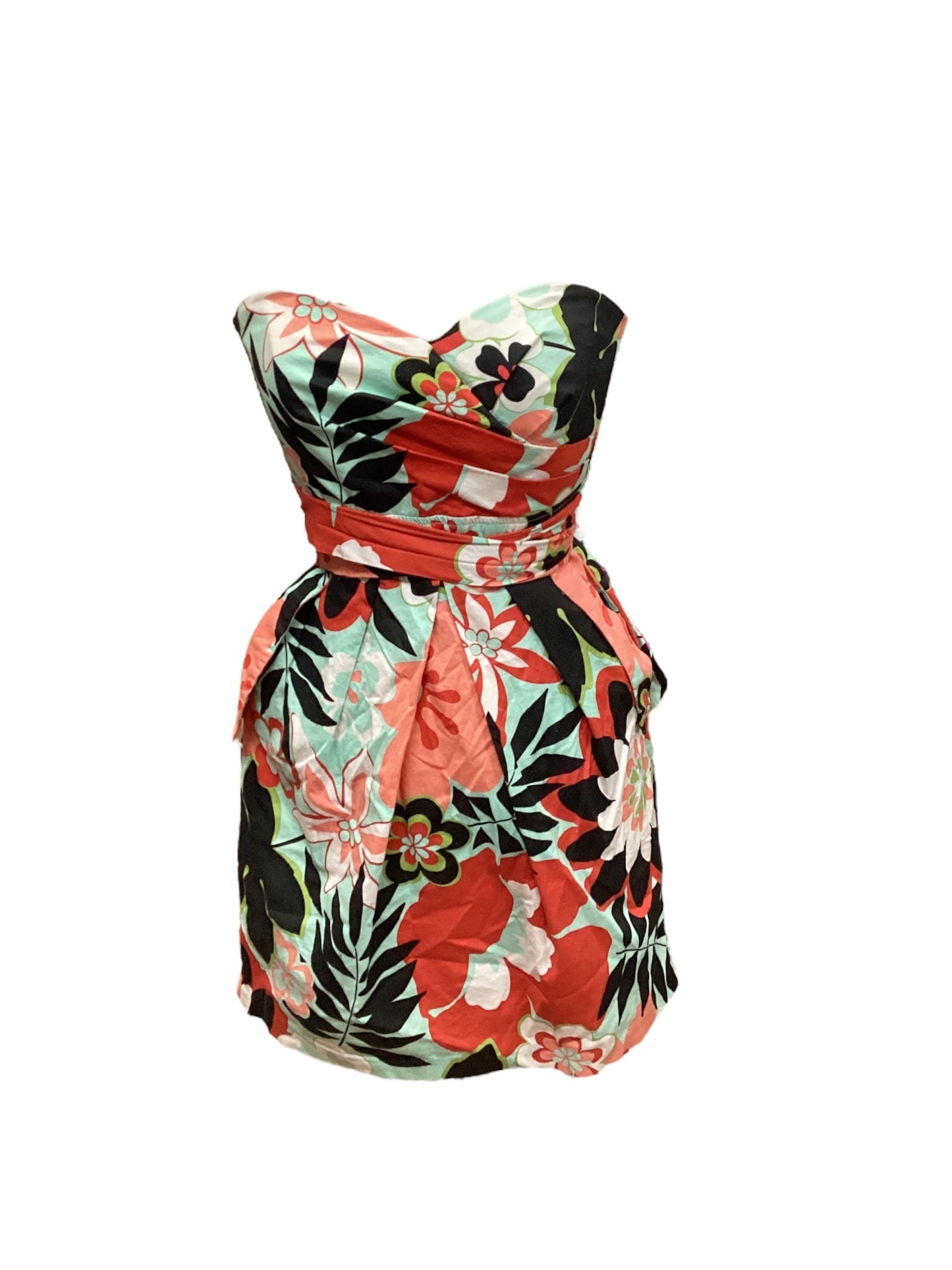 Dress Casual Short Size: 7