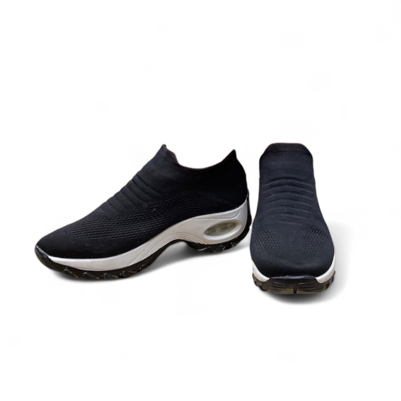 Shoes Athletic In Black, Size: 8