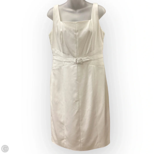 Dress Casual Midi By Clothes Mentor In White, Size: 12