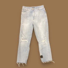 Load image into Gallery viewer, Jeans Skinny By Express In Blue Denim, Size: 8
