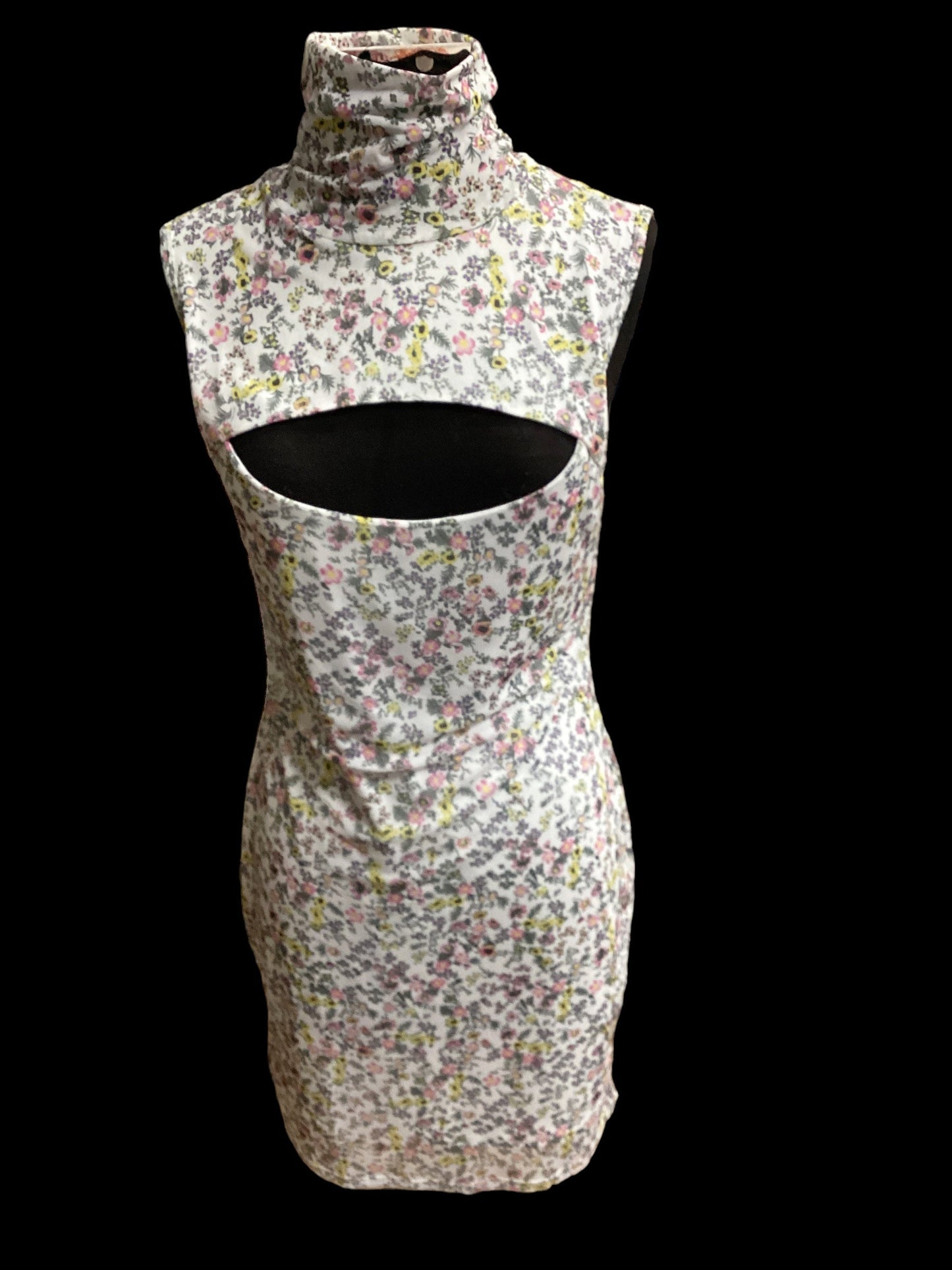 Dress Party Short   Size: M