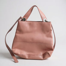 Load image into Gallery viewer, Handbag By Tommy Hilfiger, Size: Medium
