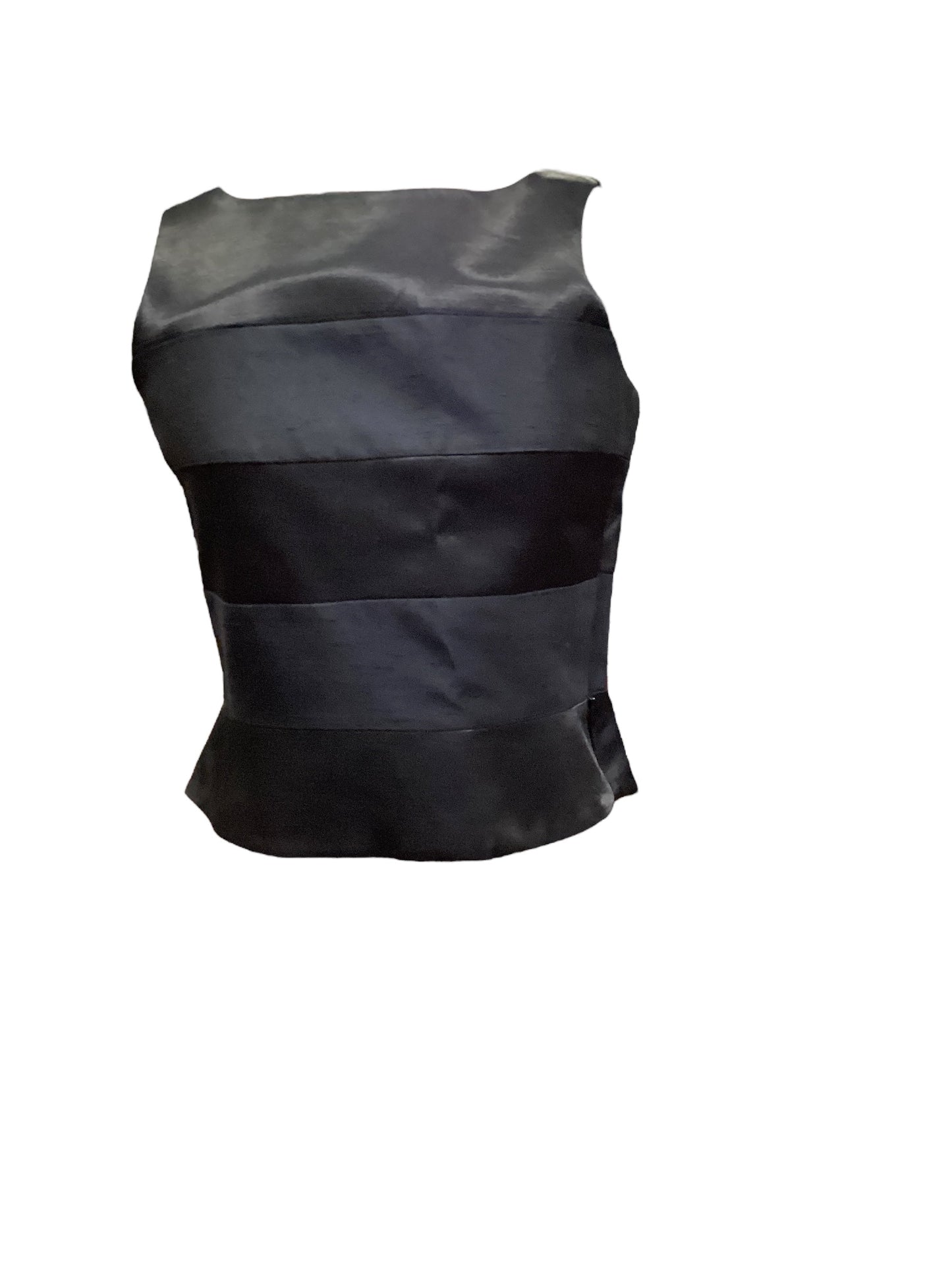 Top Sleeveless   Size: 4