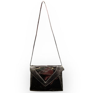 Clutch , Size: Medium
