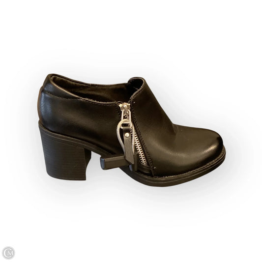 Boots Ankle Heels   Size: 6