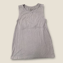 Load image into Gallery viewer, Tank Top By Duluth Trading In Grey, Size: Xs
