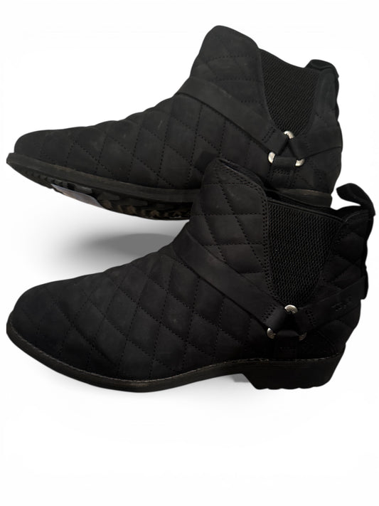 Hiking Boots by Teva - Black - Size 7.5 - New without Tags